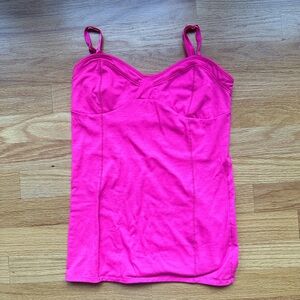 Athletic tank top
